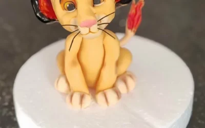 Modelage en pâte à sucre Roi Lion